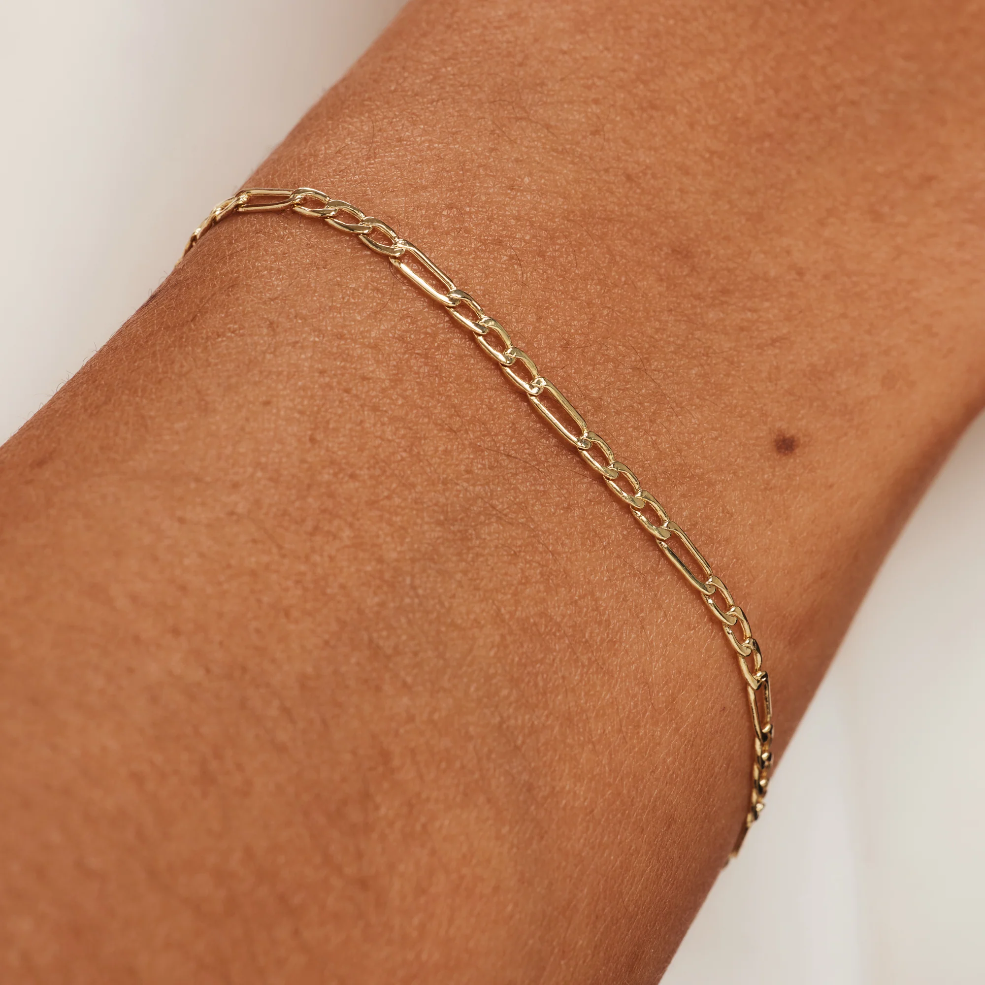 Rivoli Nina 14 karat gold bracelet with fiagro link - Image 2