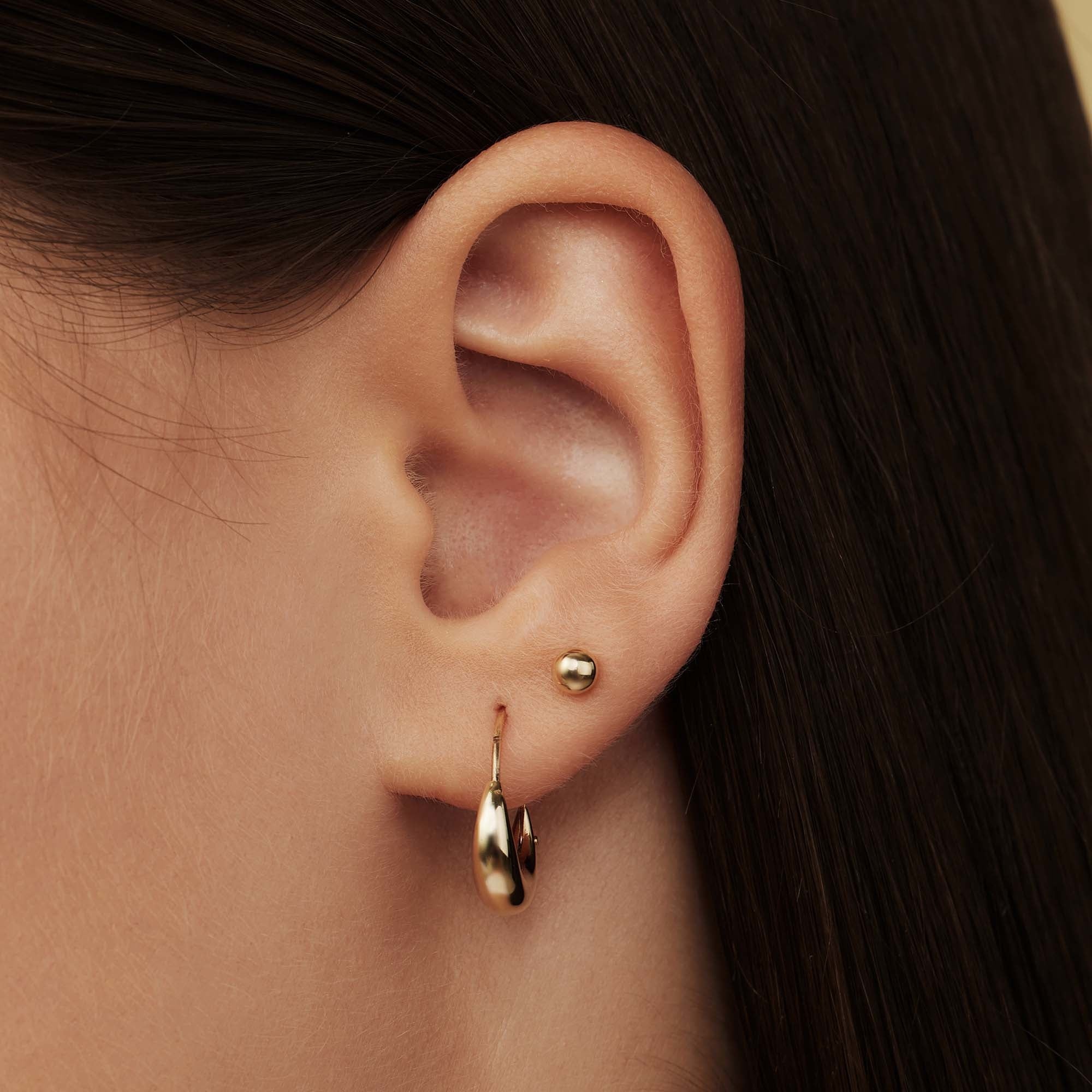 Rivoli Maryn 14 karat gold hoop earrings - Image 2