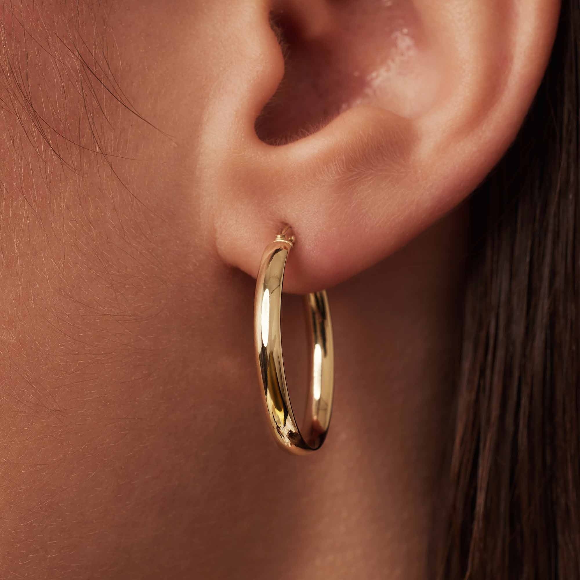 Rivoli Flori 14 karat gold hoop earrings (24 mm) - Image 3
