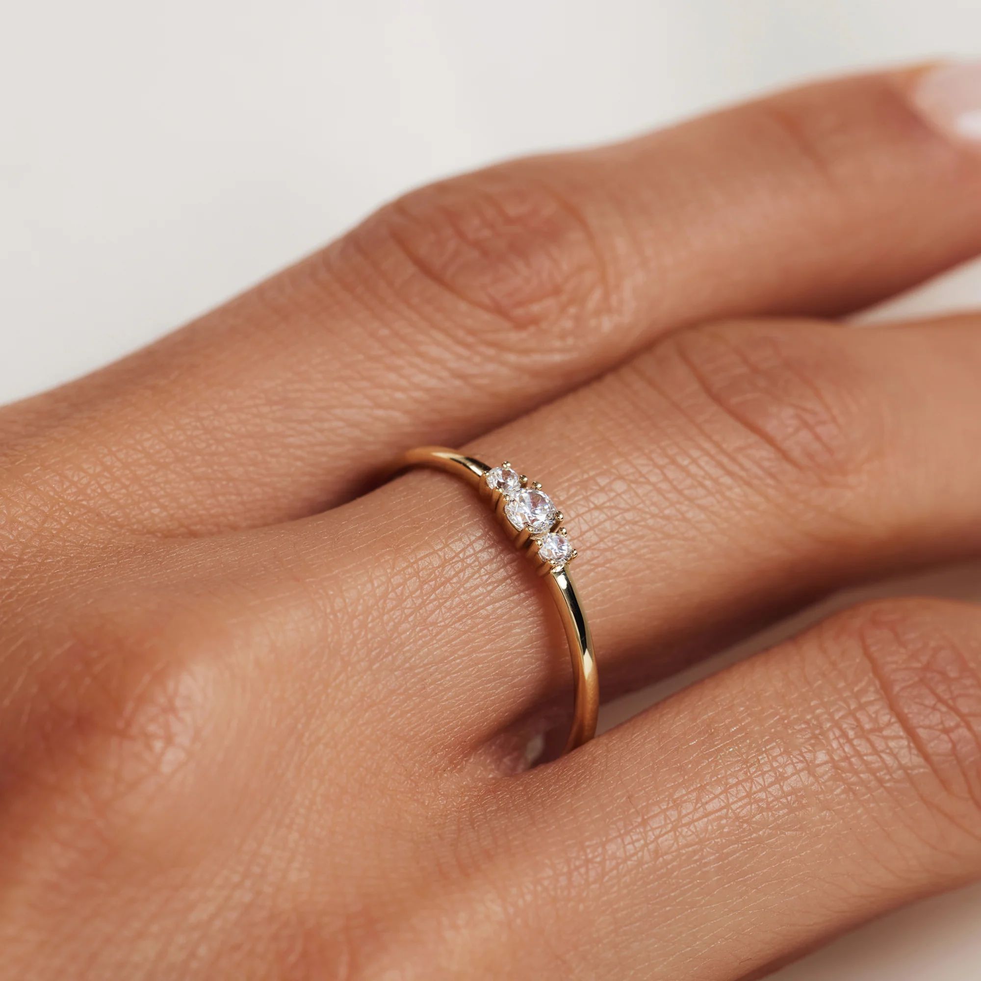 Rivoli Esmée 14 karat gold ring with zirconia stones - Image 2