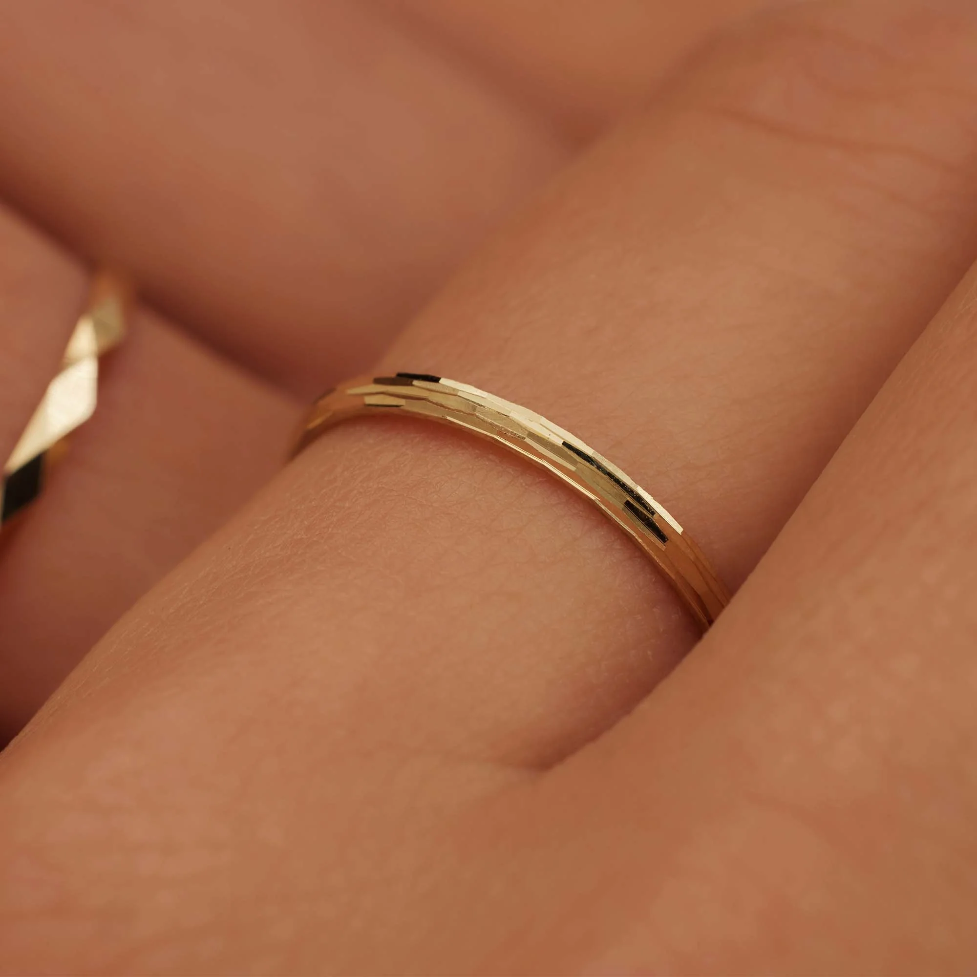 Rivoli Laura 14 karat gold ring with diamond cut - Image 2