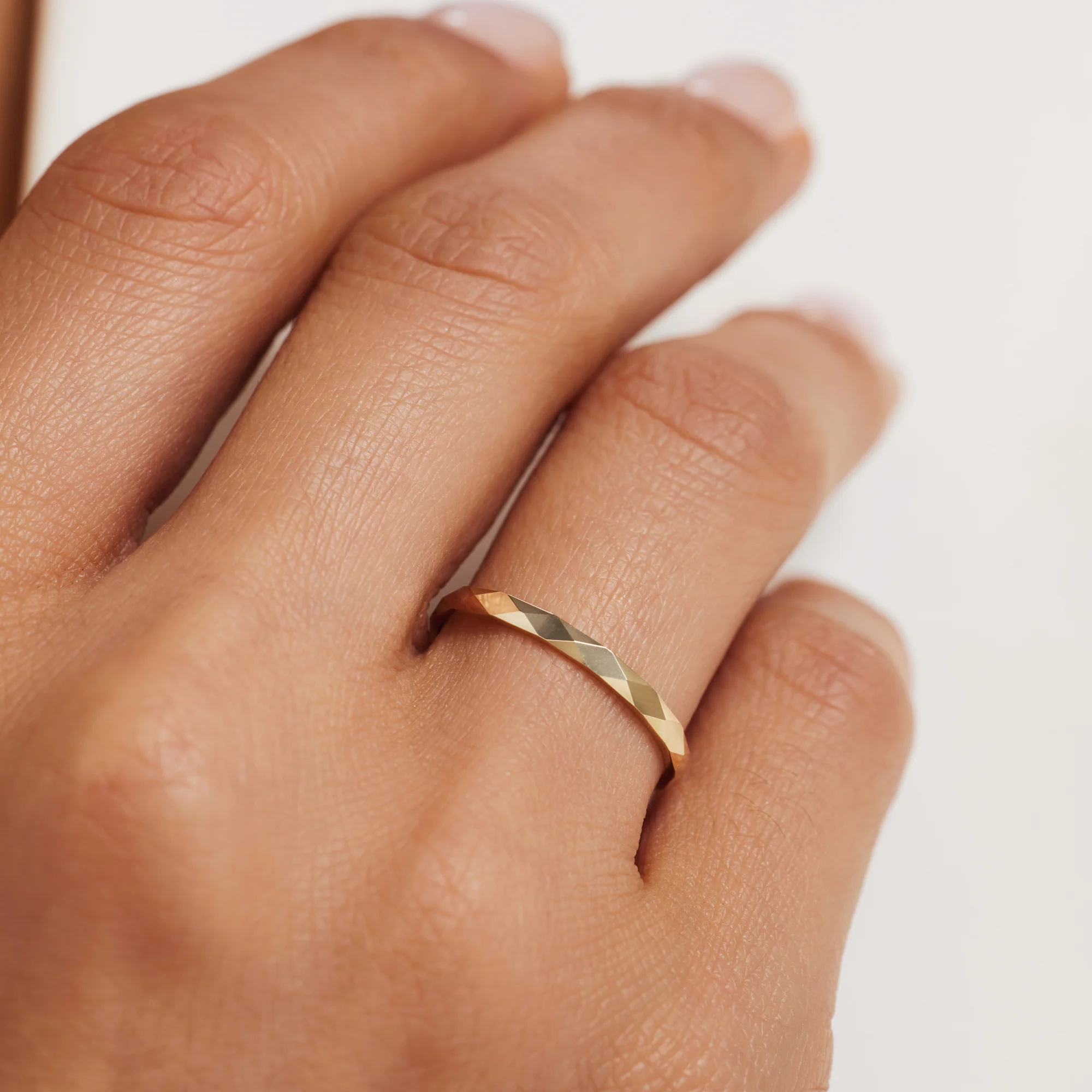 Rivoli Laura 14 karat gold ring with diamond cut - Image 2