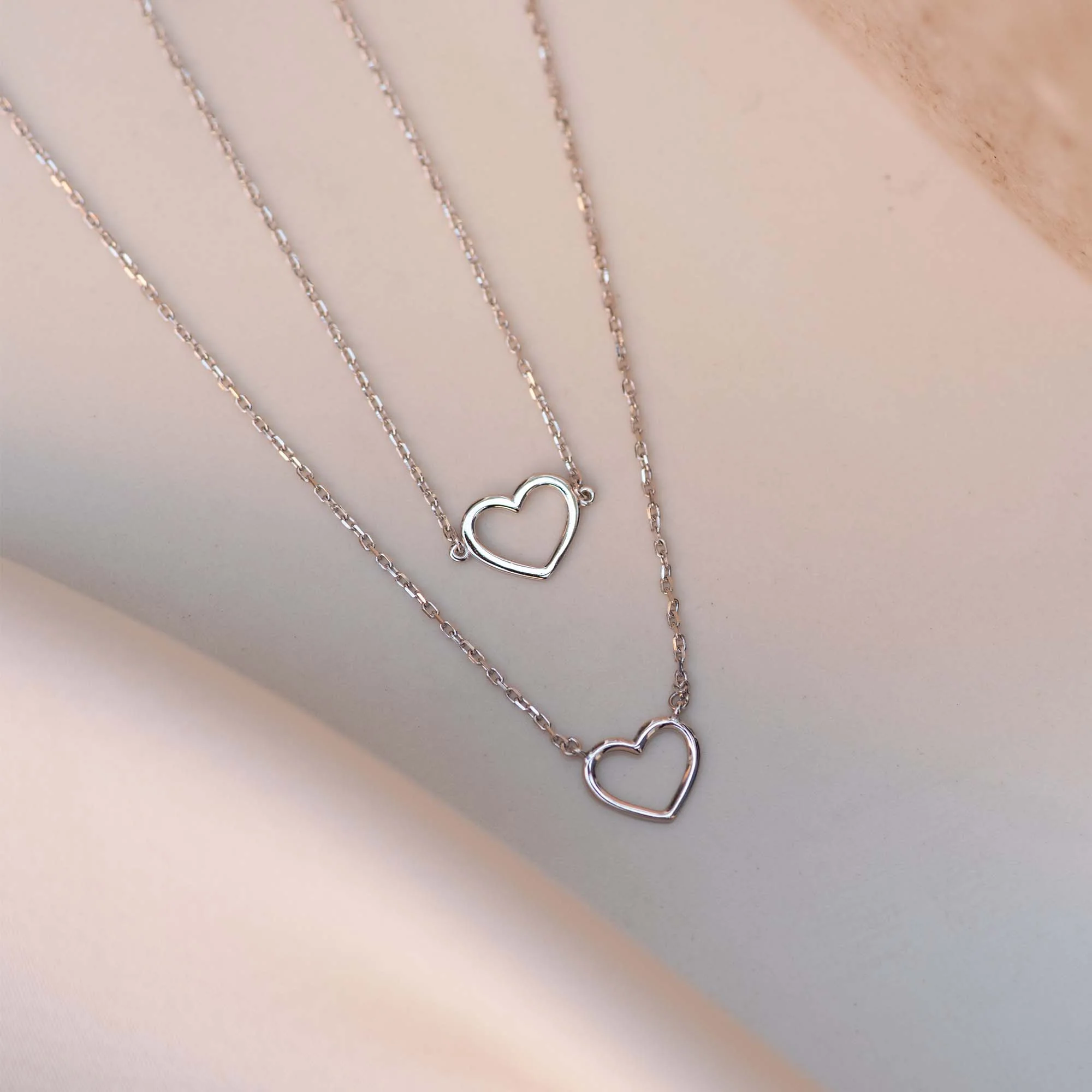 Cadeau d'Isabel 14 karat white gold necklace with bracelet gift set with heart - Image 5