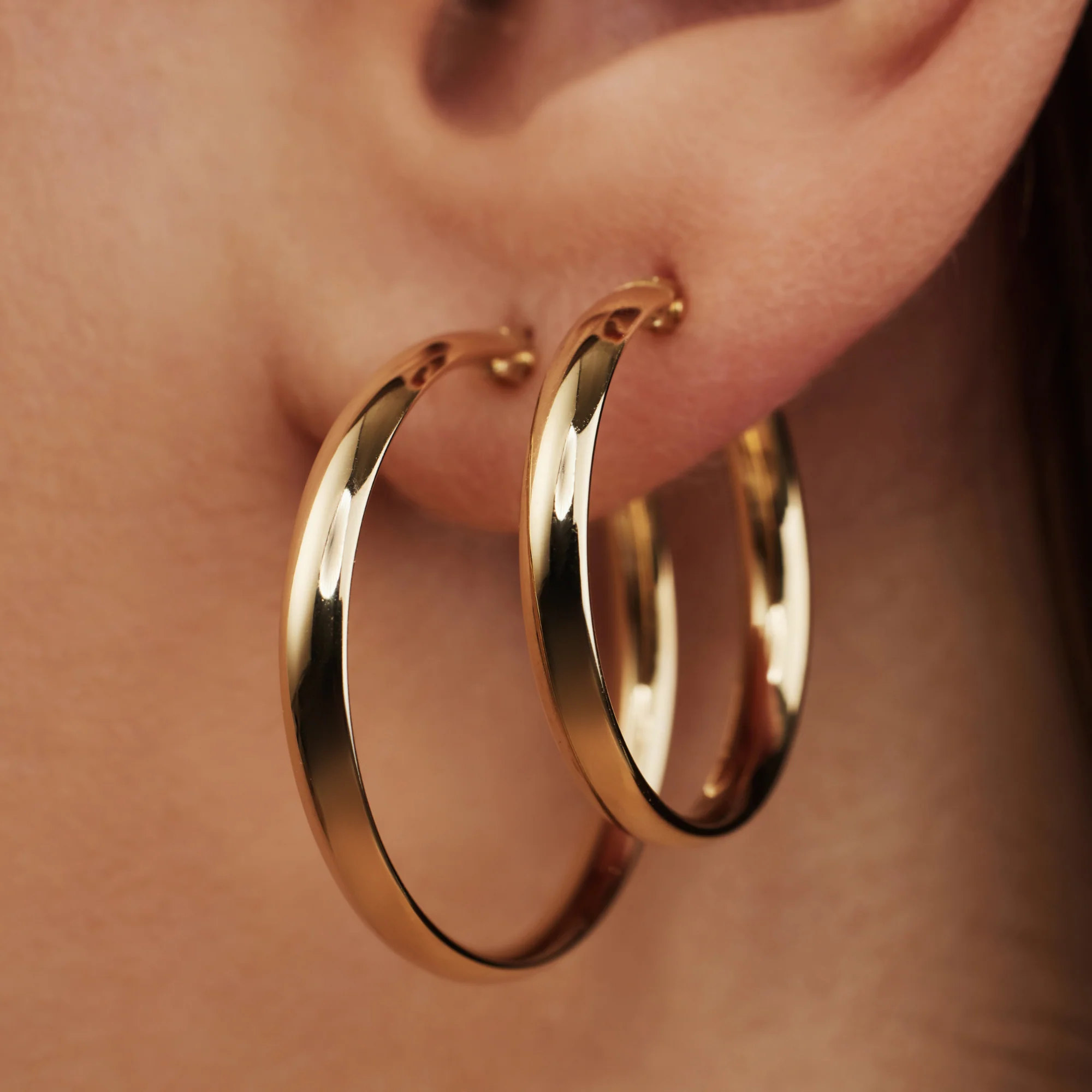 Cadeau d'Isabel 14 karat gold hoop earring set - Image 2