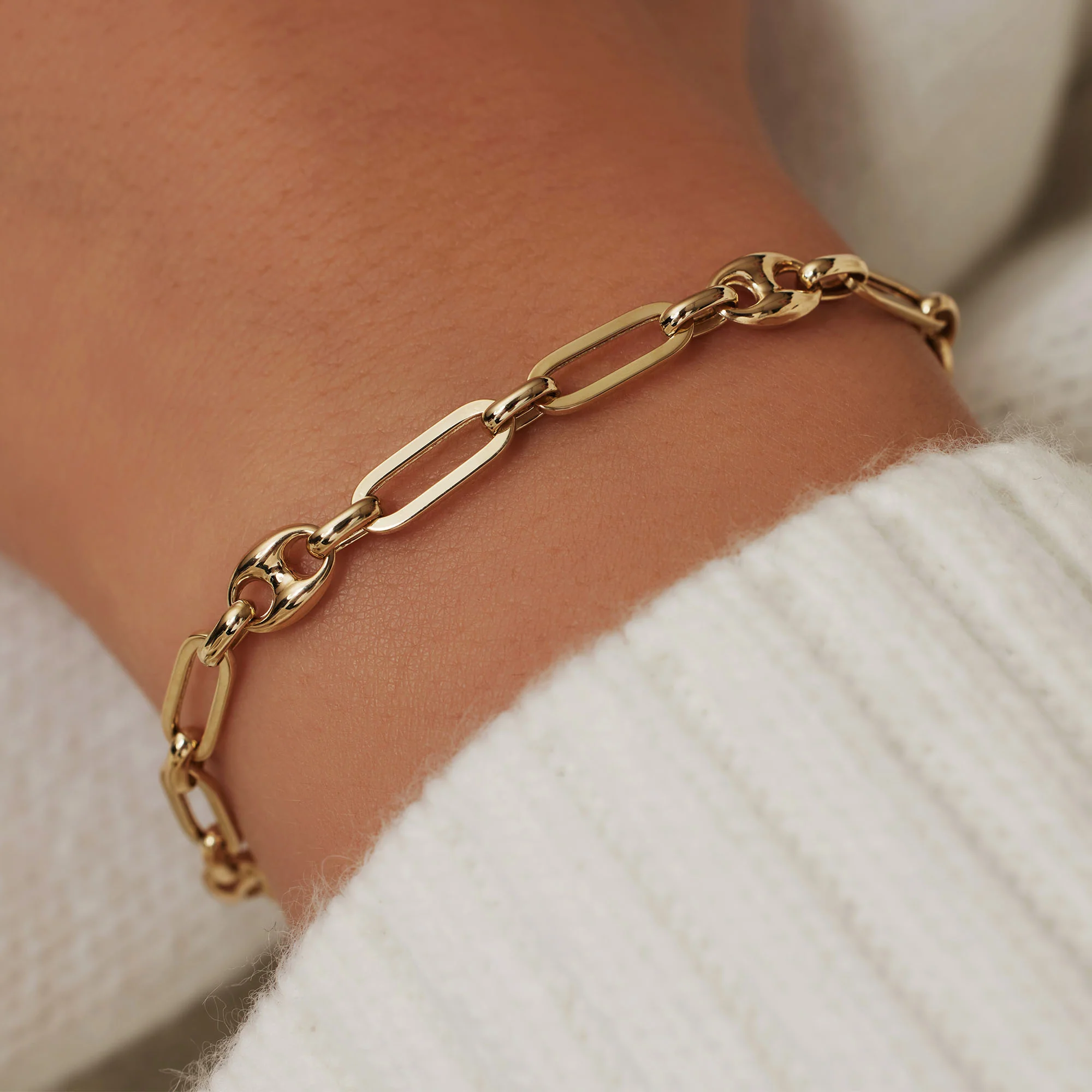 Cadeau d'Isabel 14 karat gold necklace and bracelet set with chains - Image 3