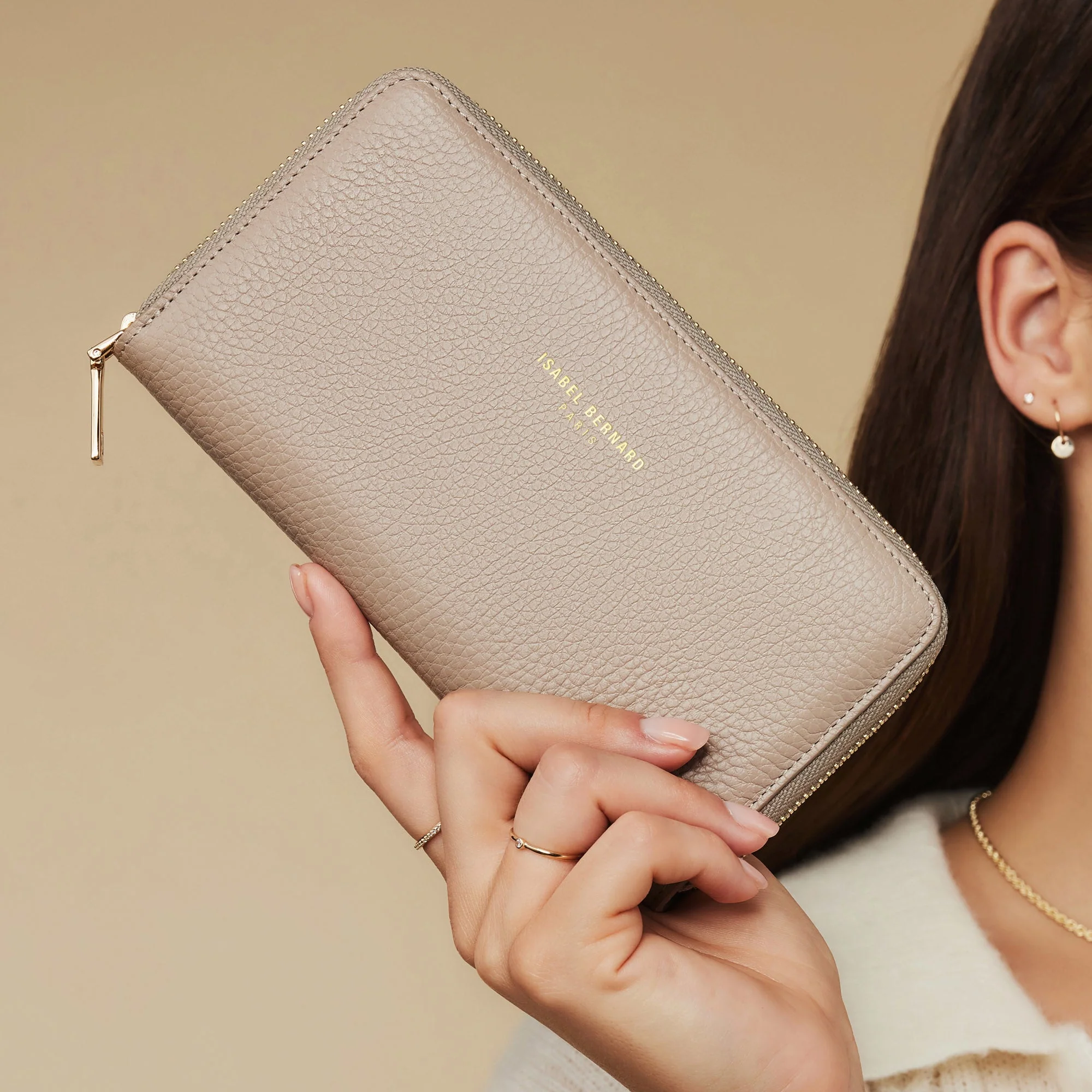 Cadeau d'Isabel taupe calfskin leather handbag and wallet set - Image 3