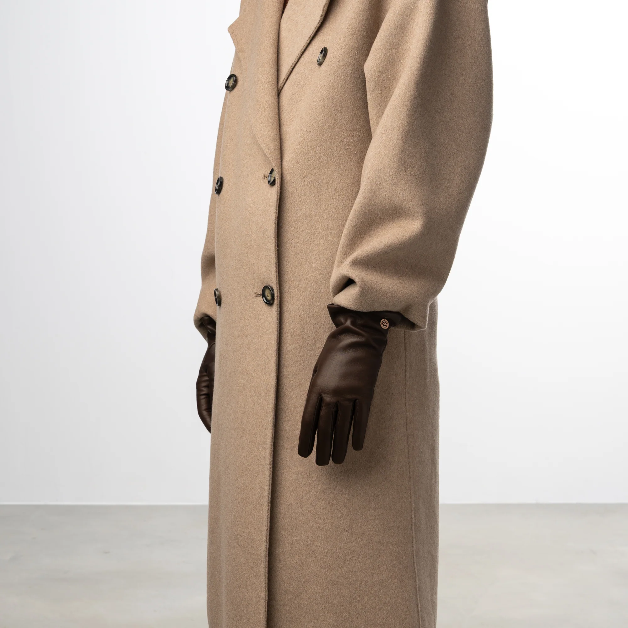 Honoré Eleanor dark brown goatskin leather gloves - Image 2