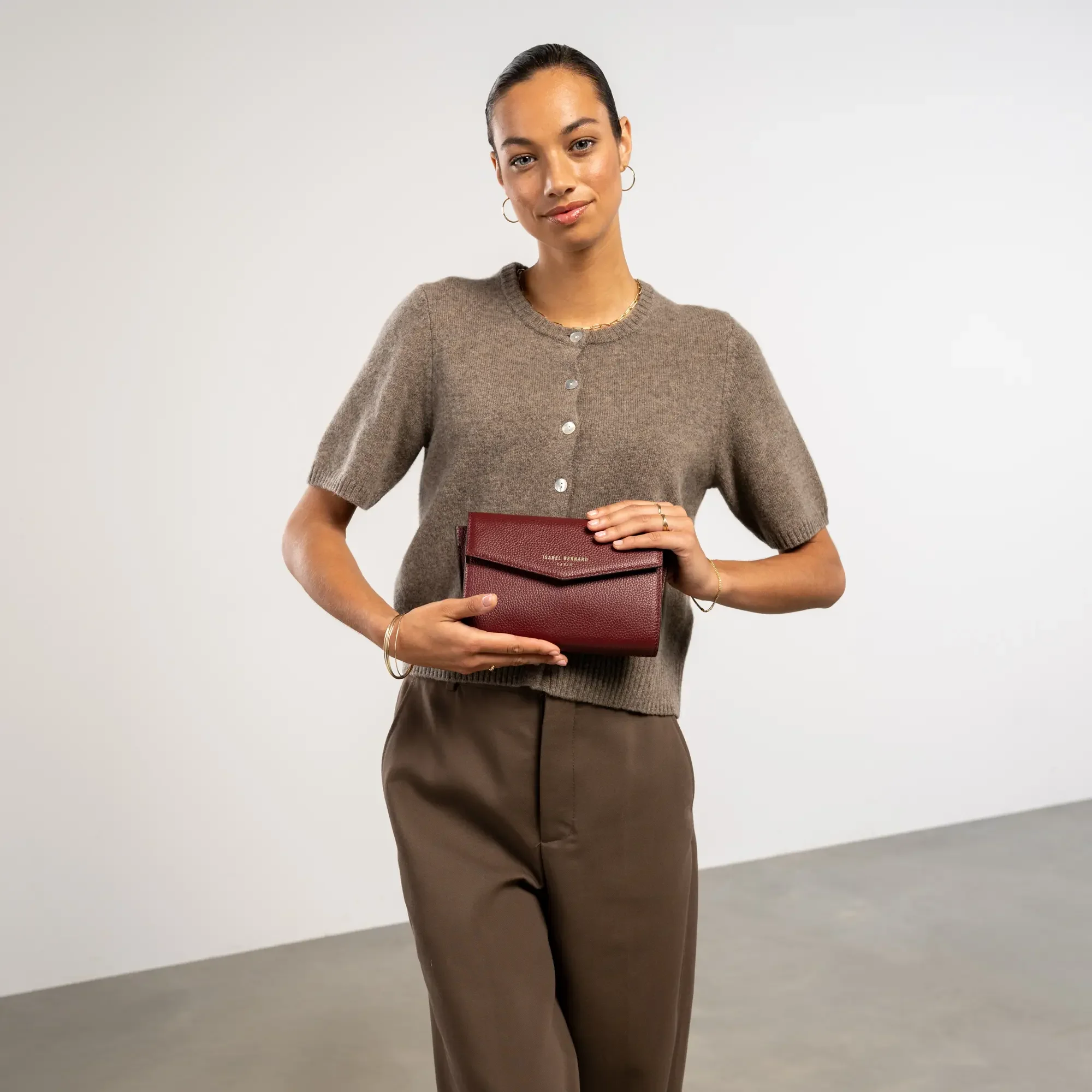 Honoré Lina Bordeaux Red Clutch With Detachable Shoulder Chain - Image 3